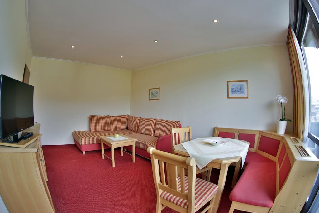 Appartement Sport Girbl Strobl Buitenkant foto